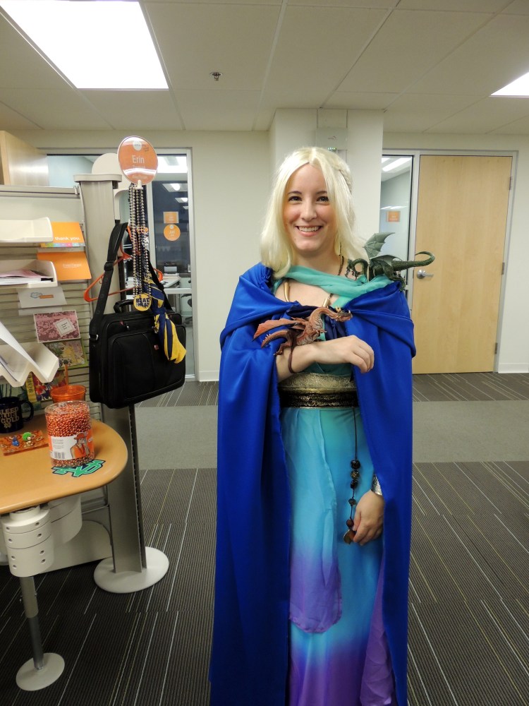 DIY Daenerys Targaryen Costume | Erin Thedwall